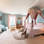 Manoir De Ponsay