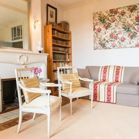 Semesterbostad Manoir De Ponsay