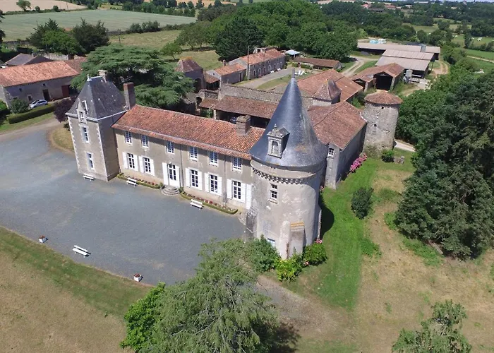 Manoir De Ponsay Hébergement de vacances