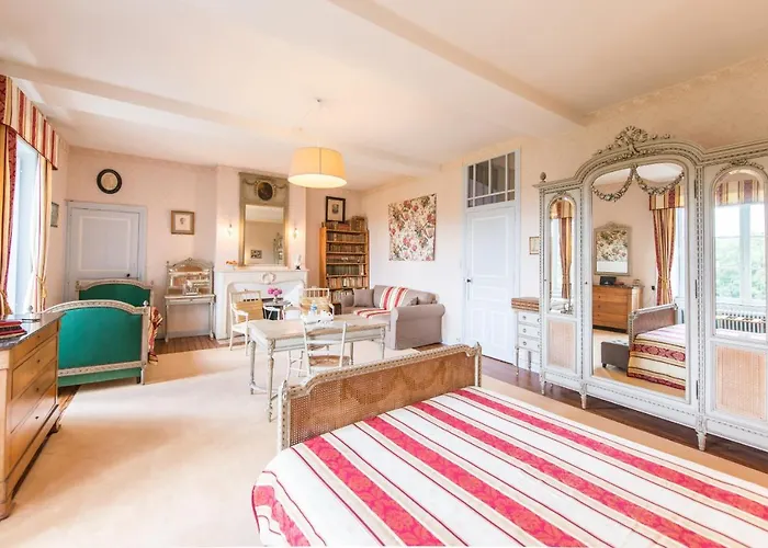 Manoir De Ponsay Hébergement de vacances Chantonnay