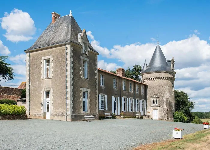 Manoir De Ponsay Hébergement de vacances Chantonnay