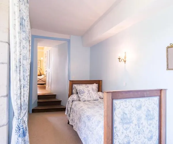 Manoir De Ponsay Hébergement de vacances